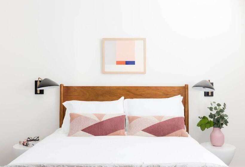 Grant Hill 2 Unit Buyout By Avantstay 7 Br 2 Unit Home W/ Patio