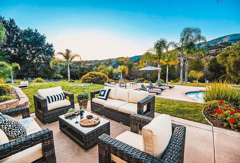 Grapevine By Avantstay Secluded 5br Villa 4 Acres Of Vineyards & Avo Groves!