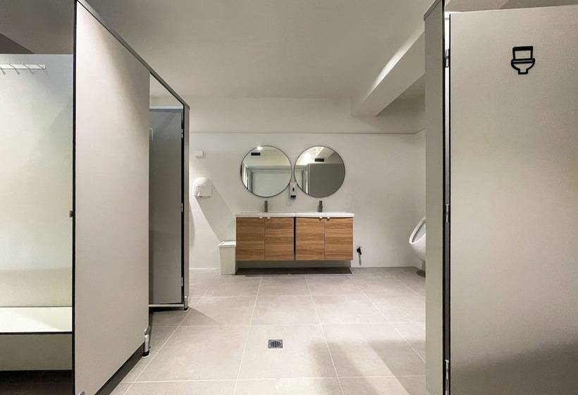 هتل Airone Capsule