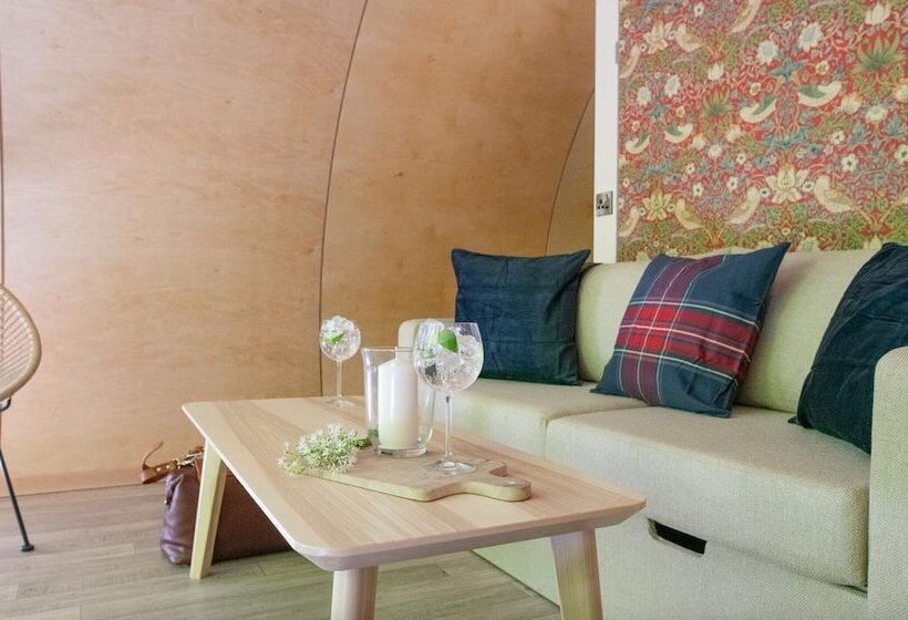 فندق Further.space At Leitrim Lodge