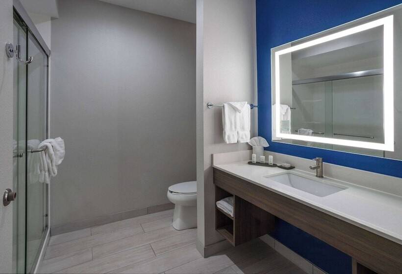 هتل La Quinta Inn & Suites By Wyndham Valdosta
