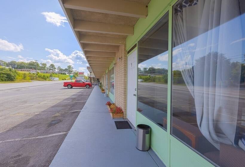 מוטל Sonrise Inn Lincoln Hwy By Oyo