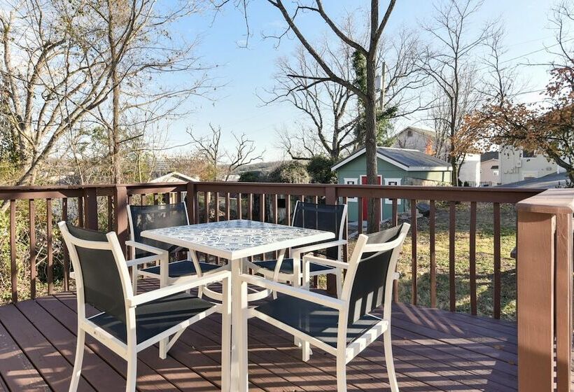 Stay N Play   Downtown Branson   Free Trolley Or Walk To All The Fun!!