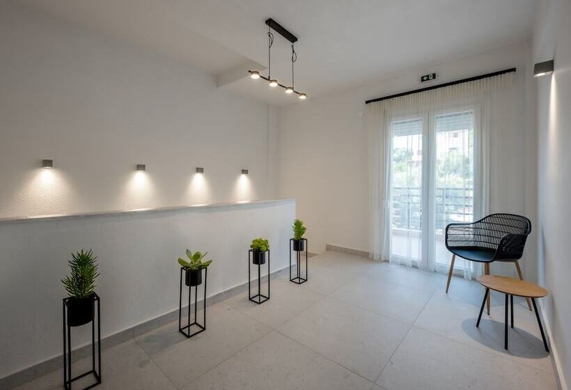 Aiora Suites