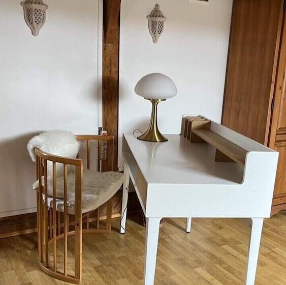 مبيت وإفطار En Bord De Rivière