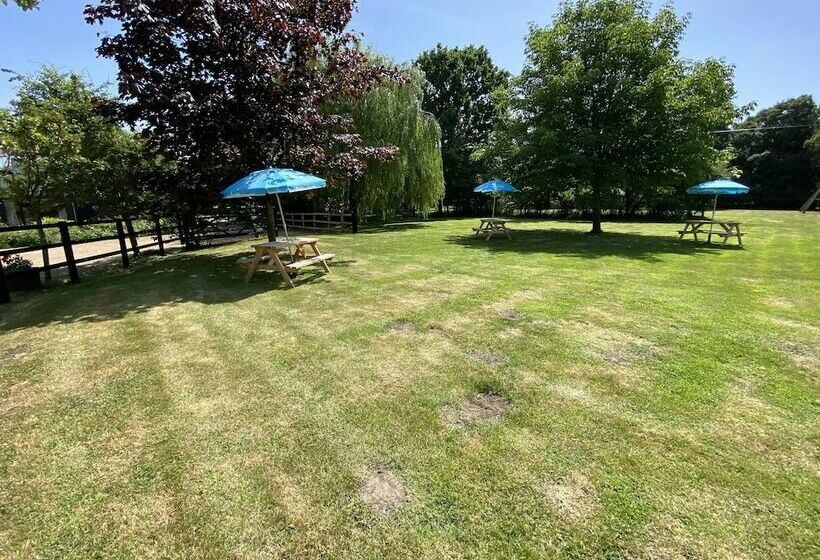 Brundish, Suffolk Barn, 2 Bed Idyllic 6 Acres