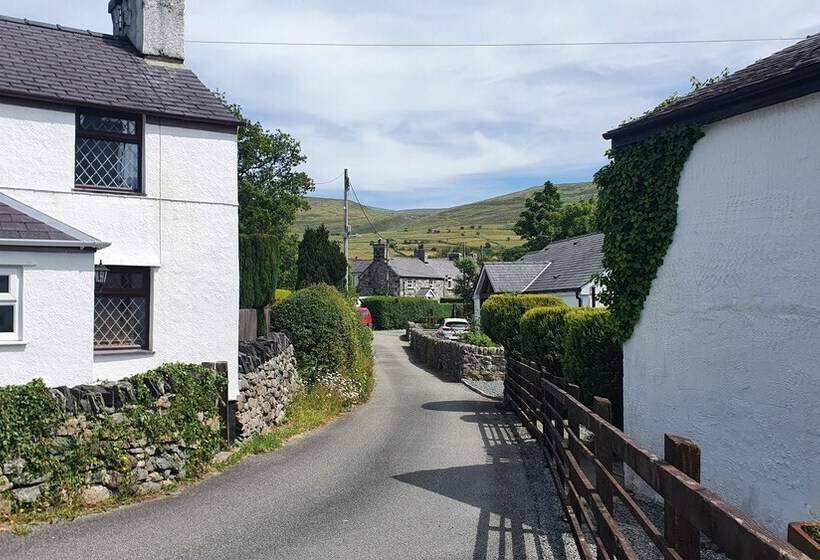 Green Cottage