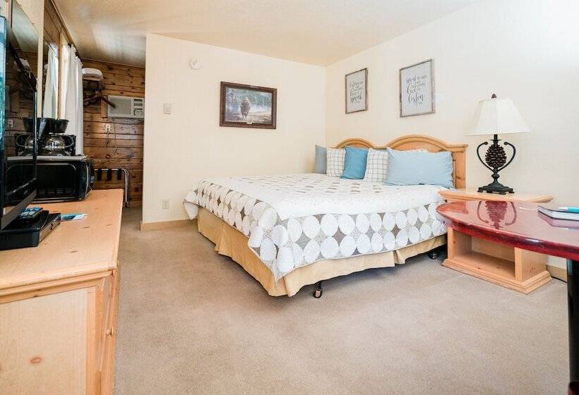 هتل Battle Creek Lodge