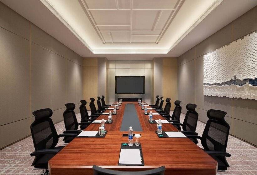 هتل Courtyard By Marriott Changchun