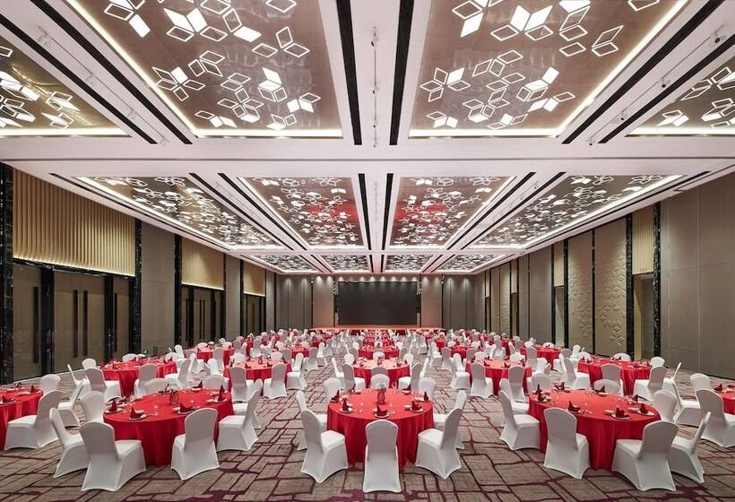هتل Courtyard By Marriott Changchun