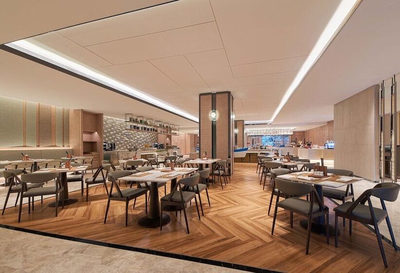 هتل Courtyard By Marriott Changchun