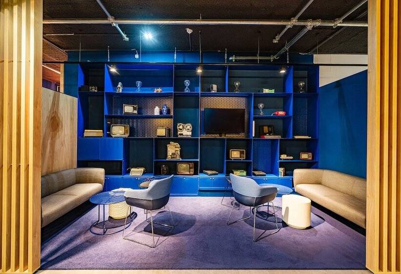 هتل Holiday Inn Express Dresden Zentrum, An Ihg