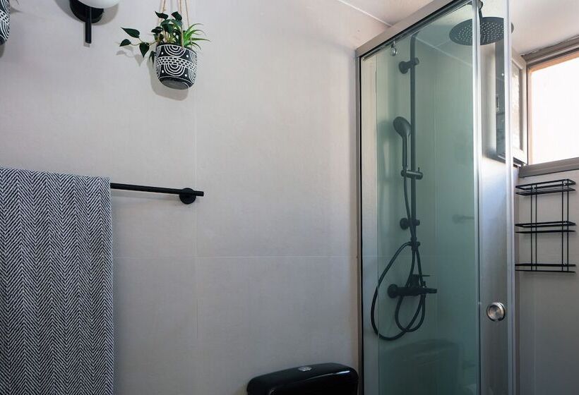 בית מלון כפרי Gateway Suites