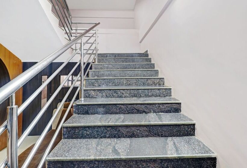 בית מלון כפרי Super Collection O Coorg