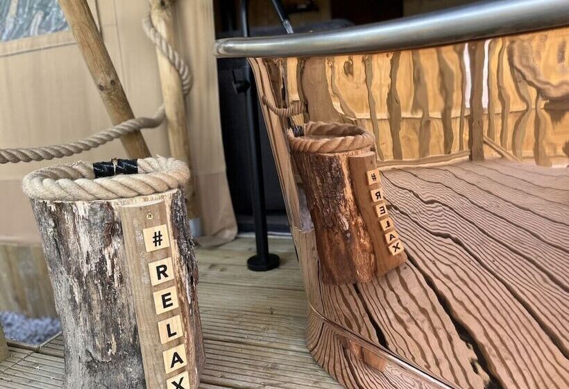 ホテル Lion King Safari Tent