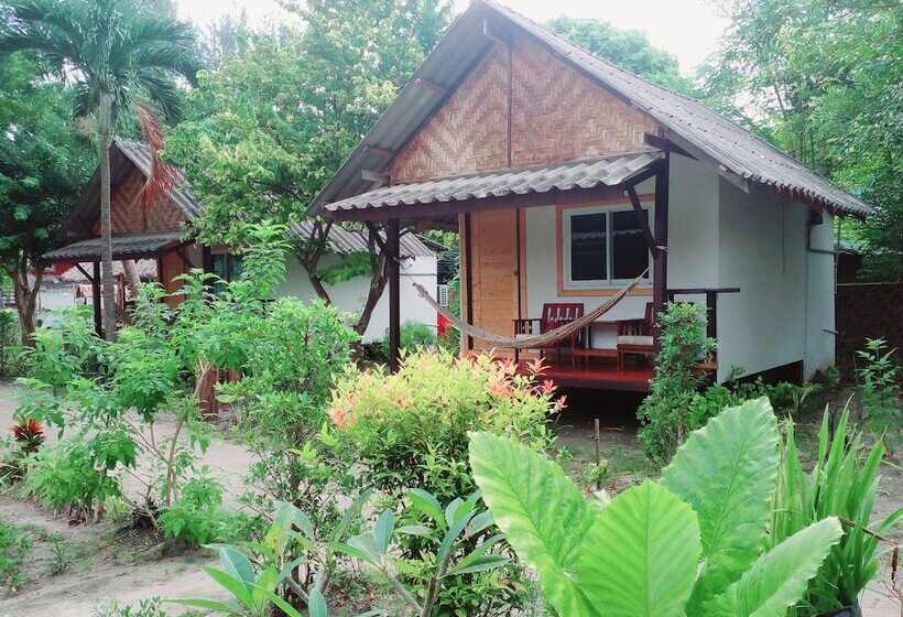 هتل Lipe Garden Beach Resort