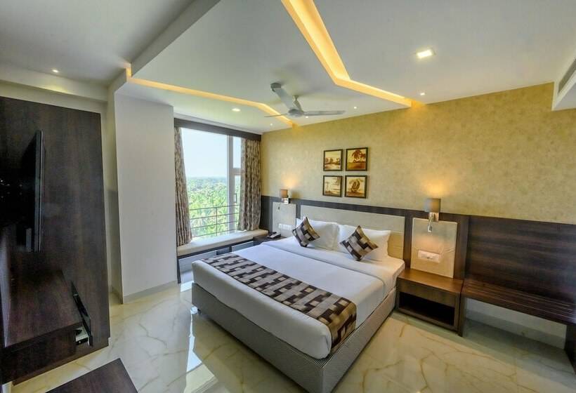 酒店 Manipal Inn