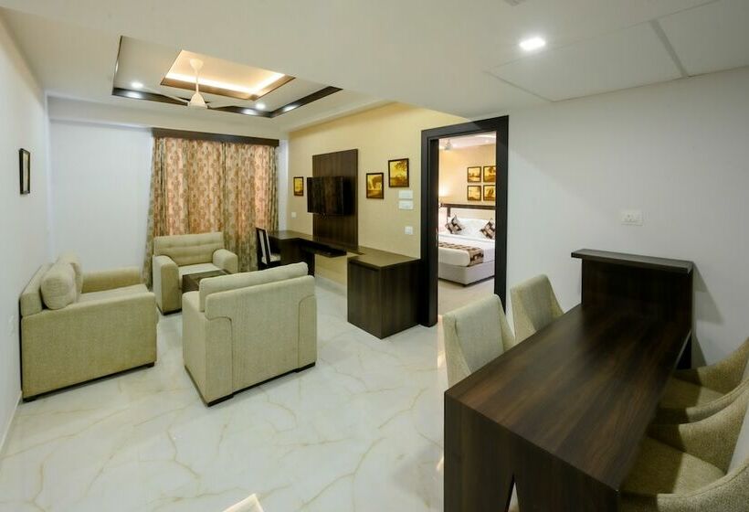 酒店 Manipal Inn