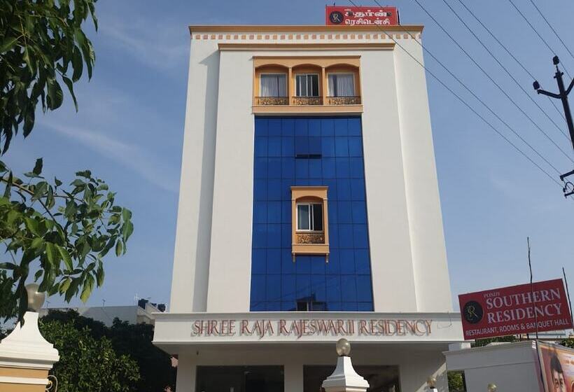 هتل Pondy Southern Residency