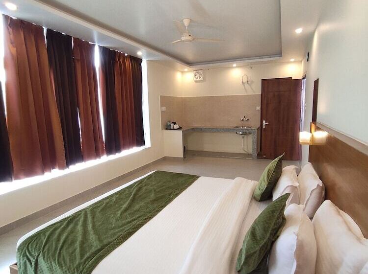 فندق Shivansh Green Resort