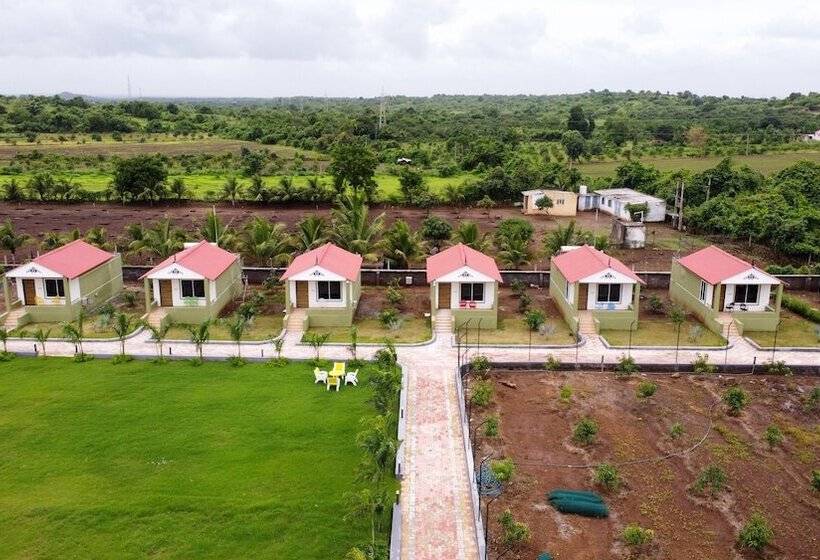 Отель The Comfort Gir Resort