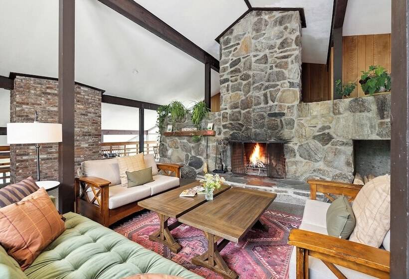 מוטל Mountaineer Inn