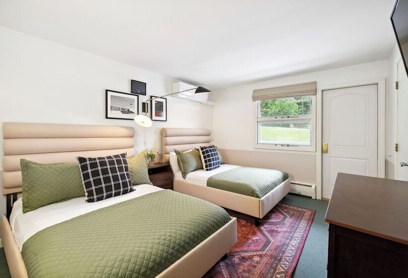 מוטל Mountaineer Inn