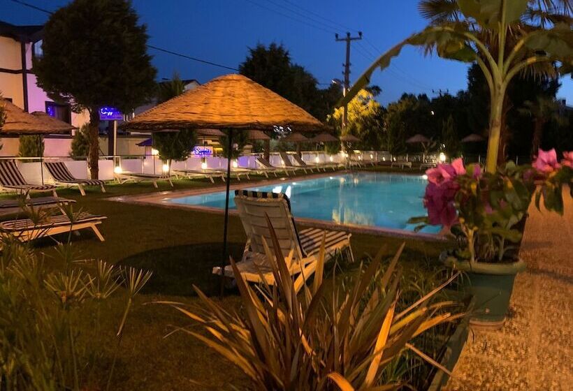 Akcay Zeytin Otel