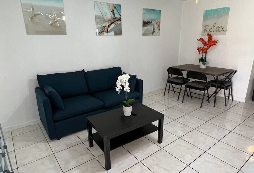 هاستل Hallandale Beach Motel With Free Parking And Full Kitchen ! No Extra Fees! Accepting Cash!