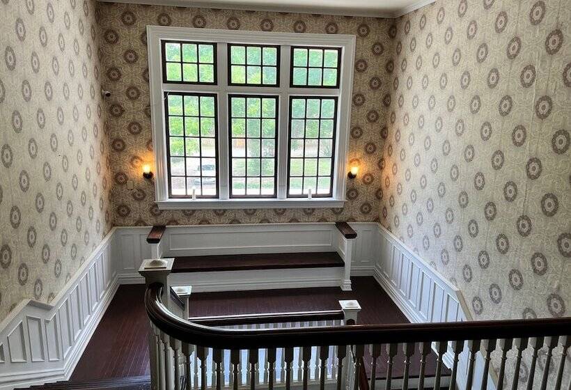 مبيت وإفطار Huffman Manor Inn
