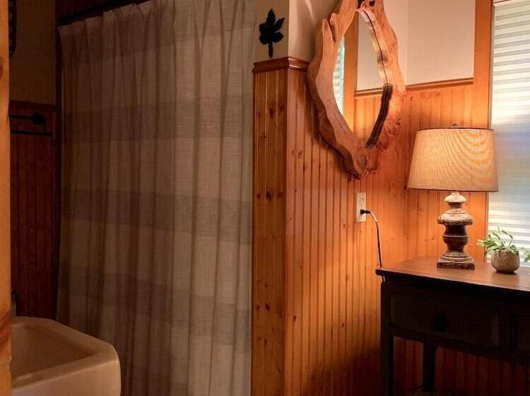 Birch Tree Lodge