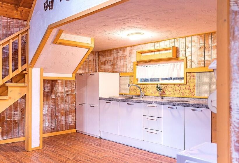 Gapyeong Atthemorn Dokchae Pension