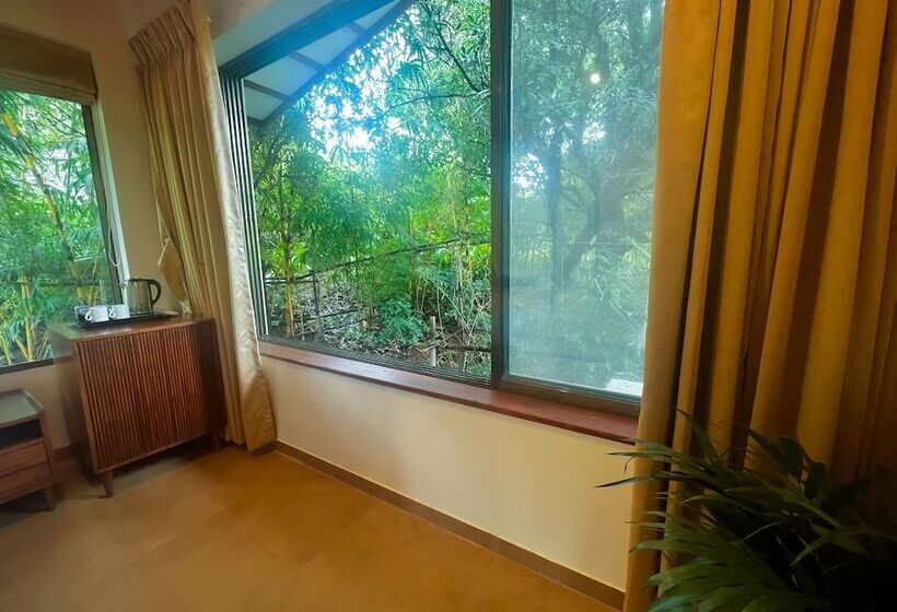 בית מלון כפרי Antheia Pawna Lake