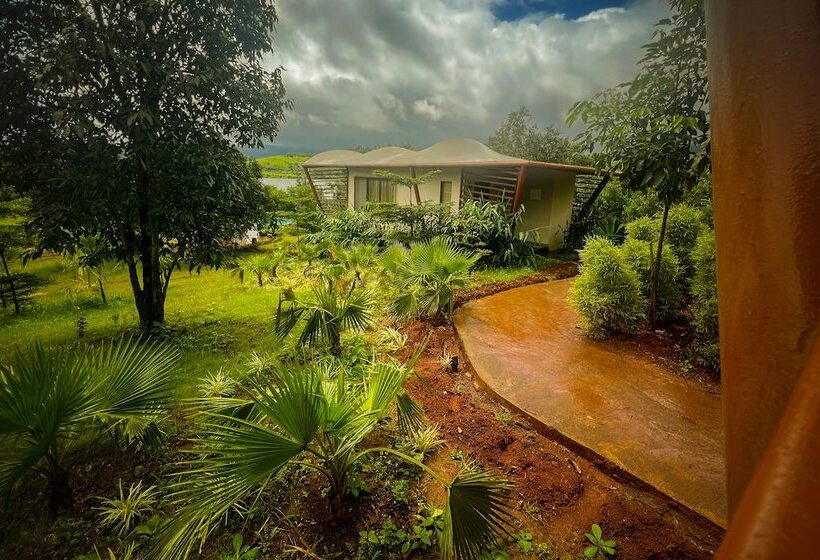 בית מלון כפרי Antheia Pawna Lake