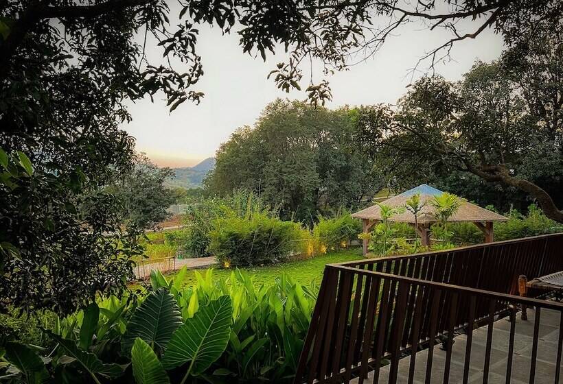 בית מלון כפרי Antheia Pawna Lake