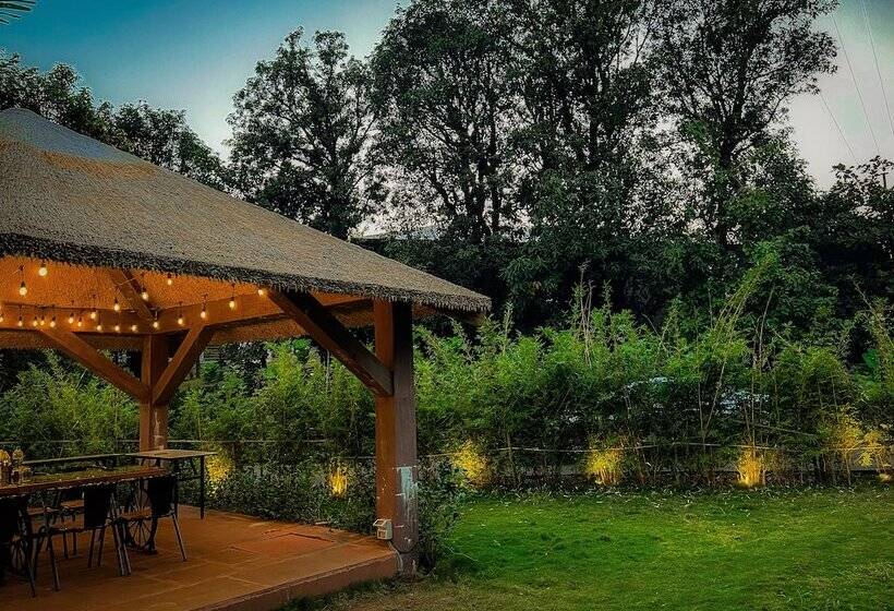 בית מלון כפרי Antheia Pawna Lake