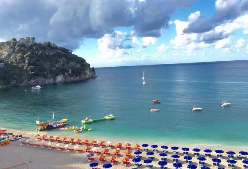 هتل Ionion Beach Resort