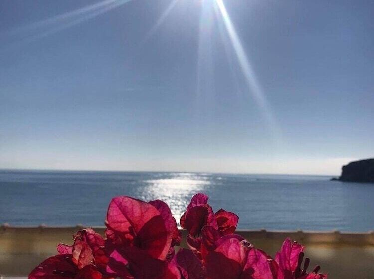 هتل Ionion Beach Resort