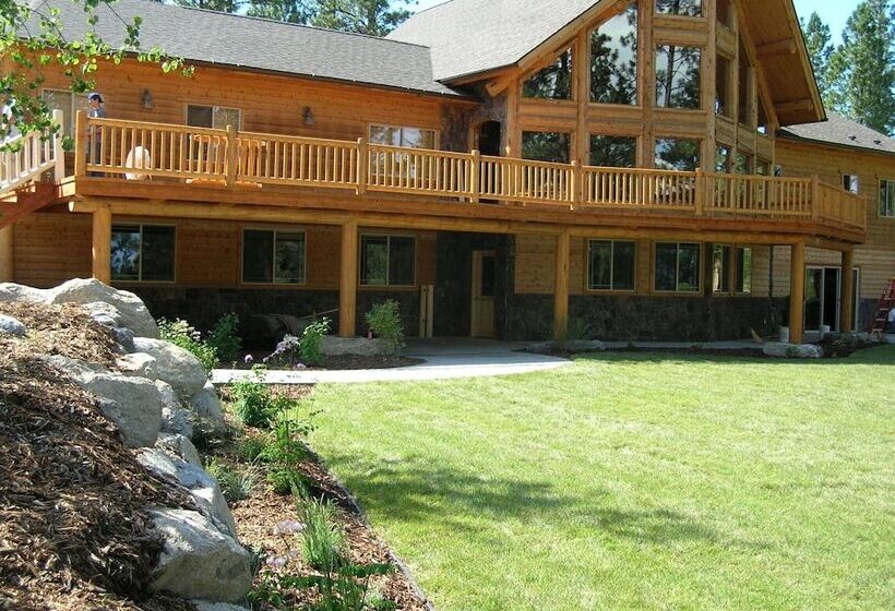 Отель Pineview Lodge