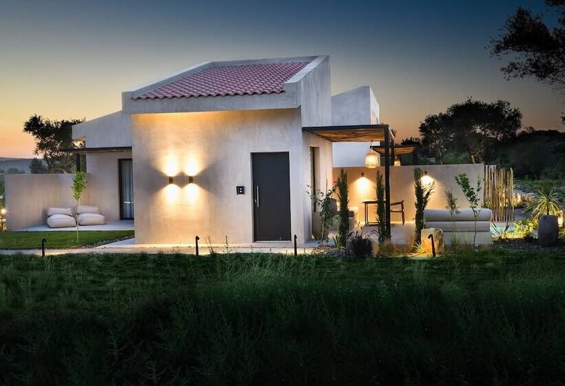 בית מלון כפרי Pure Villas