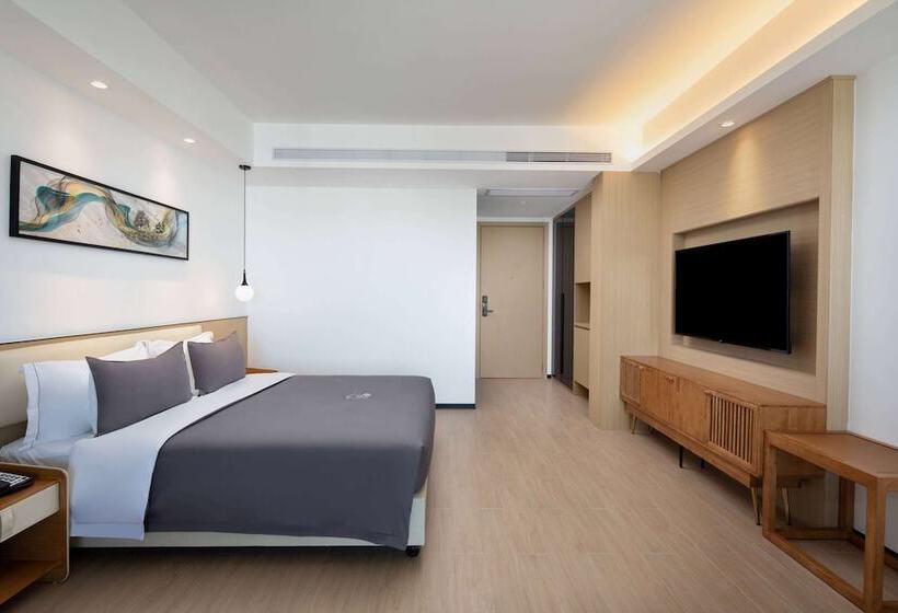 בית מלון כפרי Ramada Encore By Wyndham Jiusuo Downtown