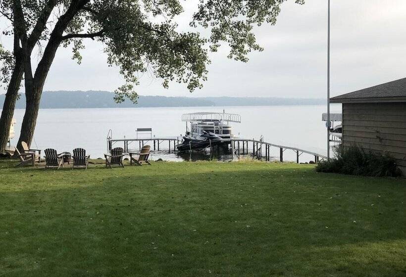 Longview Lodge