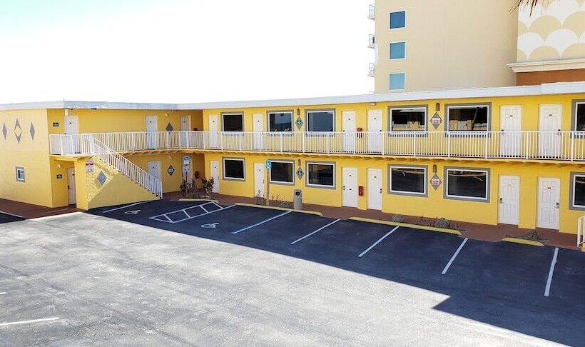 فندق على الطريق Oceanfront Inn And Suites