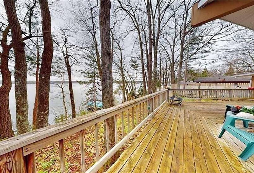 Oak Ridge Lake House