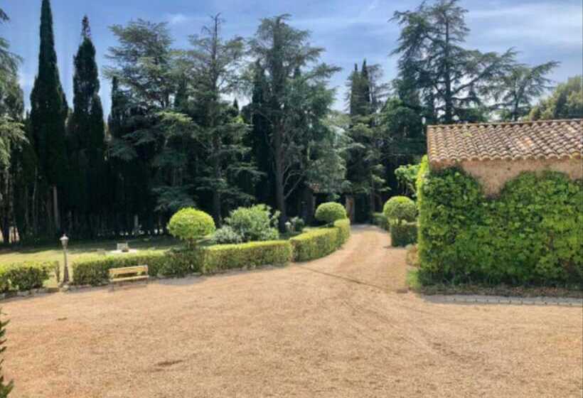 پانسیون Masia Mimosa