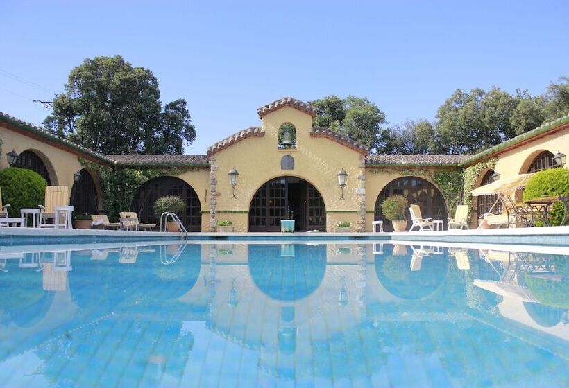 پانسیون Masia Mimosa