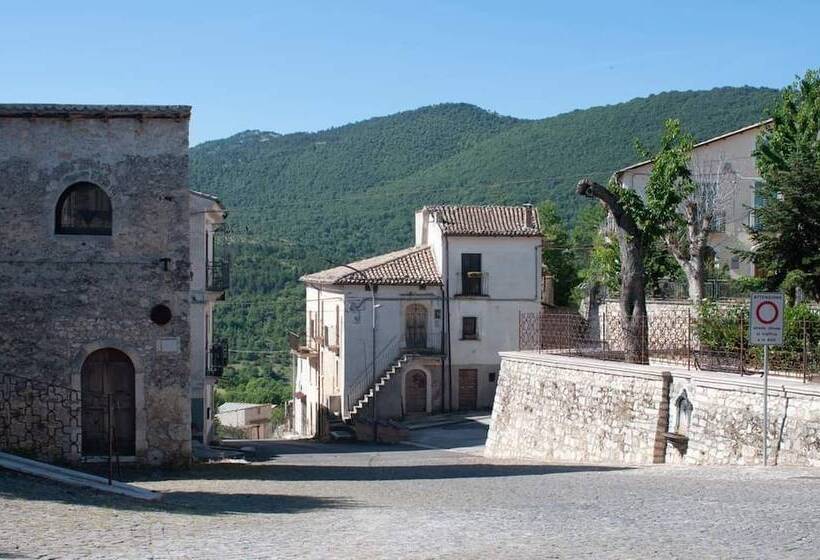 レジデンス Cosy Stone House In San Benedetto, Abruzzo, Italy