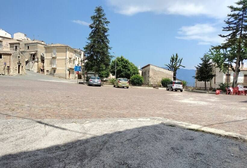 レジデンス Cosy Stone House In San Benedetto, Abruzzo, Italy
