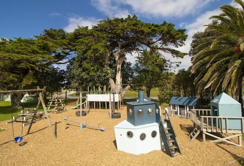 منتجع Pakiri Beach Holiday Park