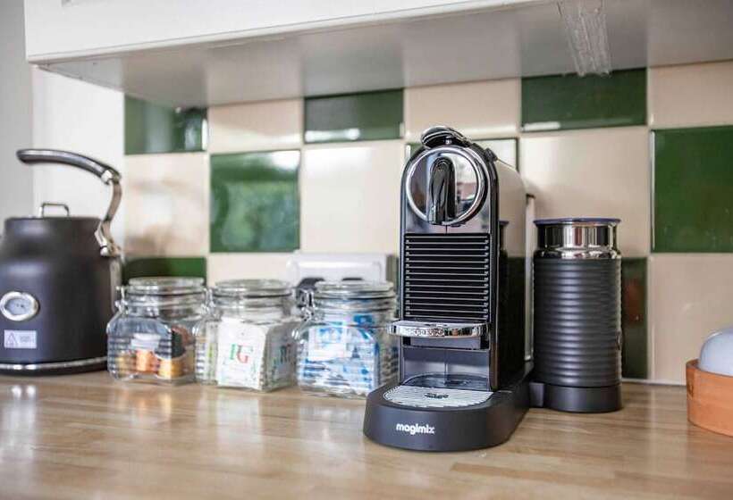 Stunning Character 2bed Cottage In St Albans Wifi